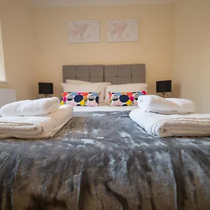  Apartment London Heathrow Serviced United Kingdom